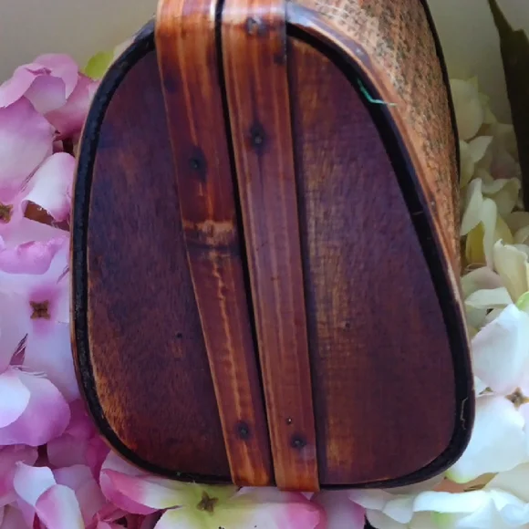 Vintage Woven Basket Handbag - Picture 4 of 9